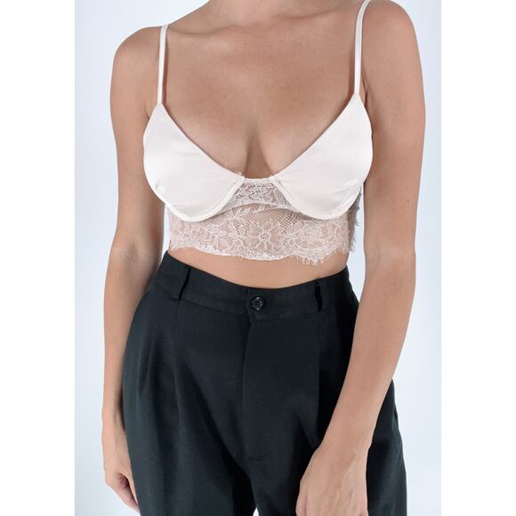 Hera Collection Light Pink Rose Lace Cropped Bralette Size Small - Picture 1 of 4